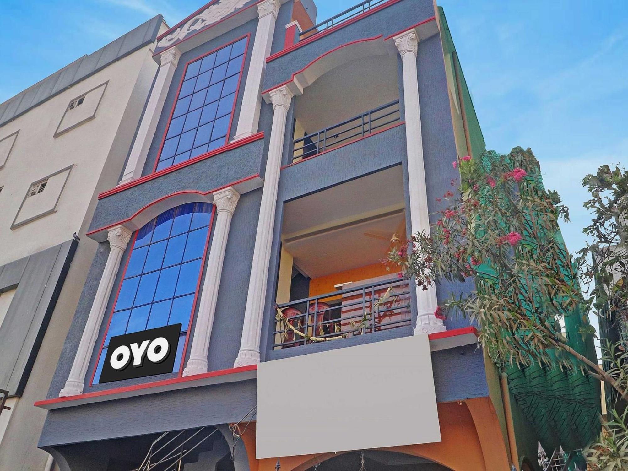 Hotel O R Square Sururnagar 外观 照片